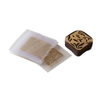 trasferibile oro cesellato petali di chocolatree