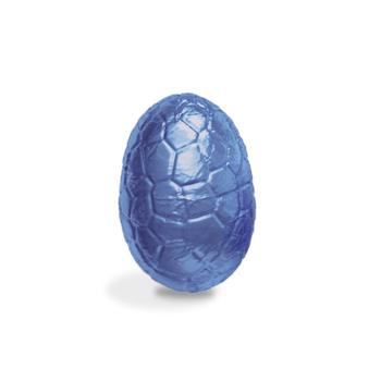 uovo tipo gianduja con granella di nocciole incartato in blu di valrhona