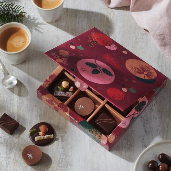 cofanetto da riempire con 9 cioccolatini di valrhona