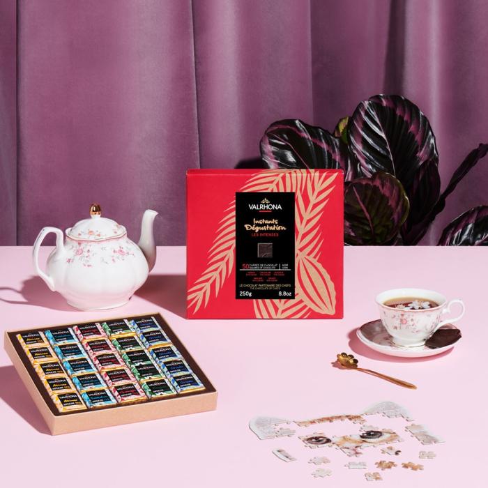 cofanetto 50 carre di cioccolato fondente di valrhona