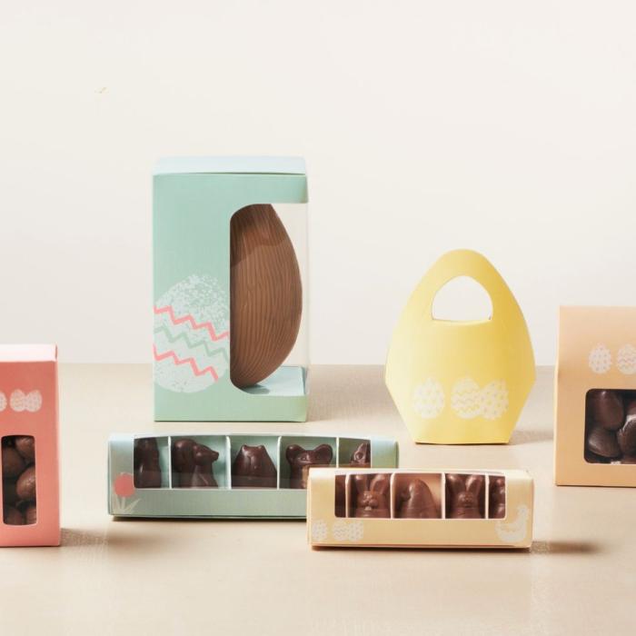 scatola modellaggio grande di pasqua di valrhona