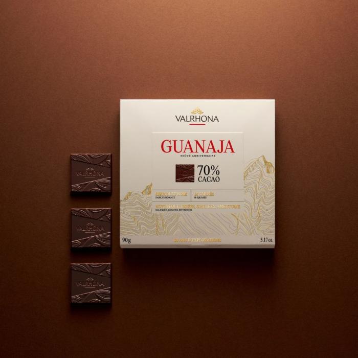 cofanetto 18 carre 40 anni guanaja 70 90 g di valrhona
