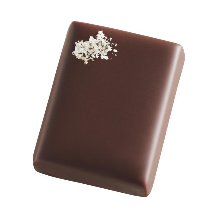 promesse gianduja biscuit noir di valrhona